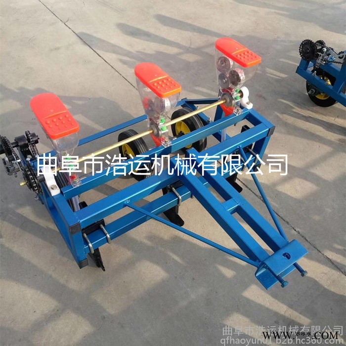 山东曲阜浩运机械工厂直销多功能谷子党参播种机 和龙市白菜芹菜香菜精播机 苜蓿牧草播种机图7