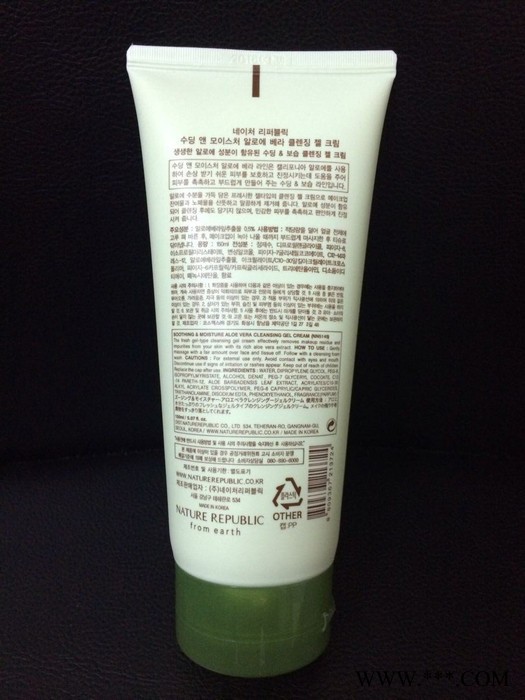 专柜韩国自然乐园 Nature Republic 芦荟凝胶泡沫洗面奶补水保湿图2