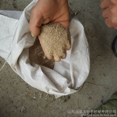 恒丰大豆齿盘粉碎机 三七中药粉碎机 八角桂皮磨面机