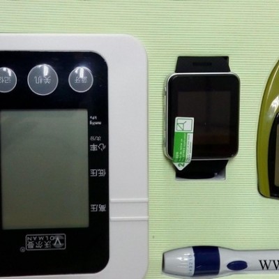 W01 老人心率监测手表 血压监测 血糖测试智能手表 具有后