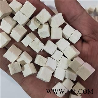 新到出口级别茯苓中心丁。纯干无硫过0.8筛丁型漂亮颜色白。不是特选货不要钱，好货好价格图2