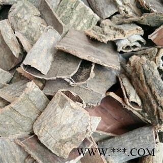 生杜仲 统 产地 四川省广元市旺苍县图3