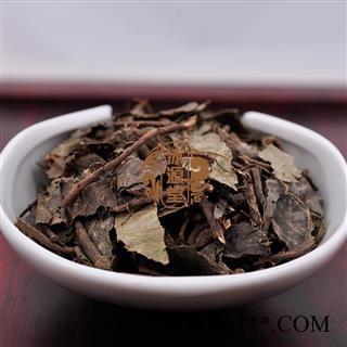 倒扣草  牛舌大黄、牛舌头、鱼鳞菜 倒扣草统货 产地 河北省  货真价实 批发各种规格中药材 花茶 矿石 冷背中药材图2