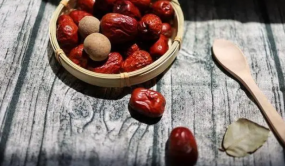 补气血可以通过食疗和药疗来调理吗？吃哪些食物最合适呢？